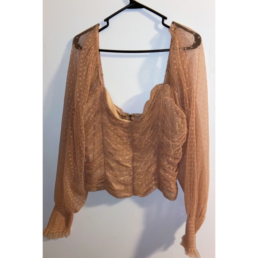 LIKE NEW ROMANTIC PUFF SLEEVE CROP TOP 💘
